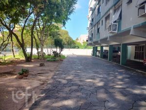 Image 3 - 885956