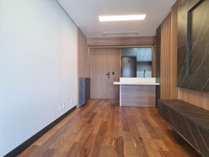 Image 1 - 885959