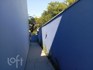 Image 3 - 885963