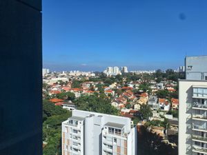Image 16 - 885965