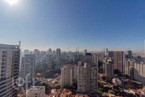 Image 39 - 885968