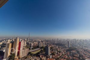Image 28 - 885968