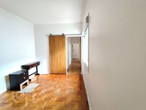 Image 13 - 885972