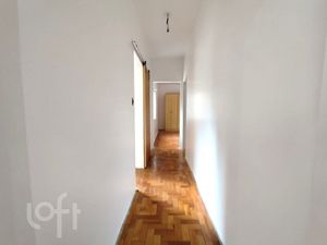 Image 7 - 885972