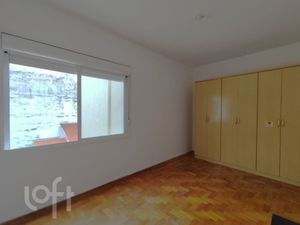 Image 8 - 885972