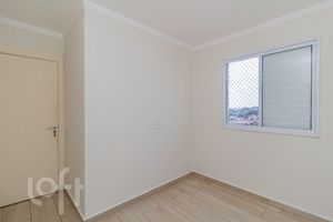 Image 11 - 885974