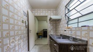 Image 2 - 885976