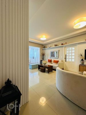 Image 11 - 885984