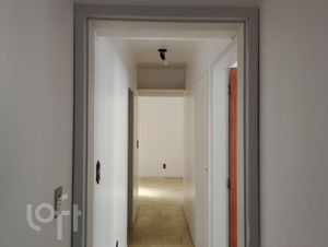 Image 10 - 885986