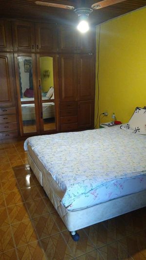 Image 8 - 886046