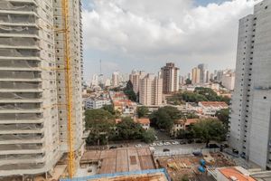 Image 10 - 886047