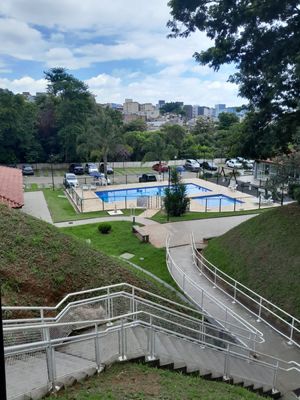 Image 5 - 886049