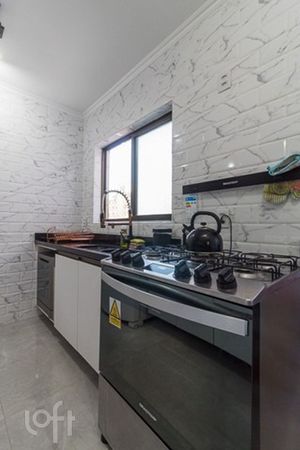 Image 8 - 886055