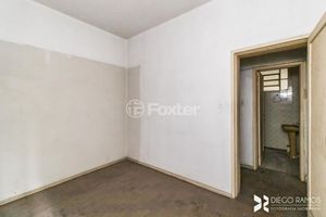 Image 4 - 886059
