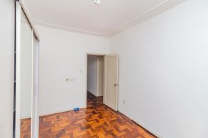 Image 32 - 886059