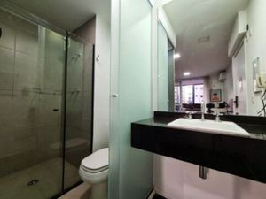 Image 5 - 886066