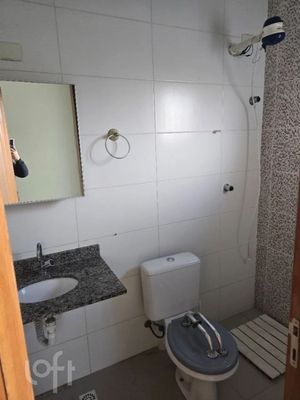 Image 9 - 886068