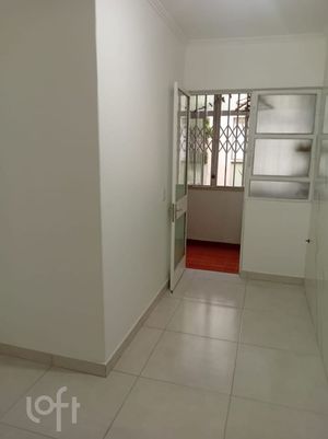 Image 1 - 886069