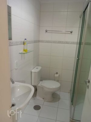 Image 9 - 886069