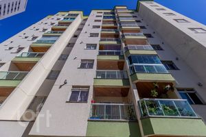 Image 34 - 886071