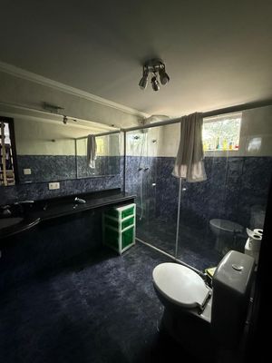 Image 13 - 886074