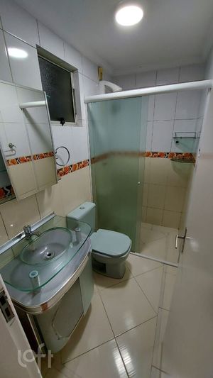 Image 14 - 886103