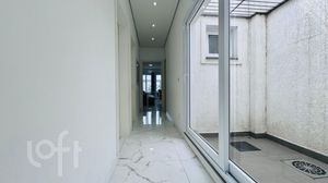 Image 9 - 886106