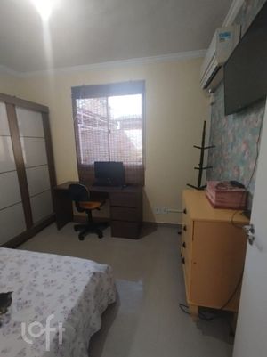 Image 12 - 886111