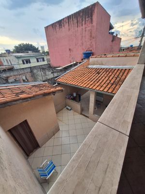 Image 34 - 886112