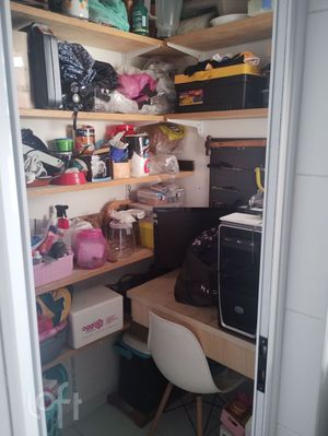 Image 8 - 886116