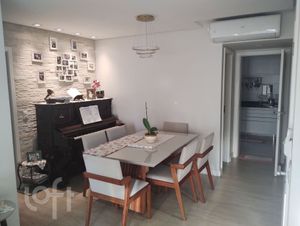 Image 5 - 886116