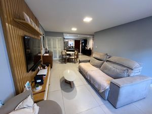 Image 3 - 886127