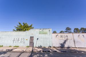 Image 1 - 886131