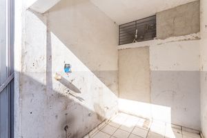 Image 85 - 886131