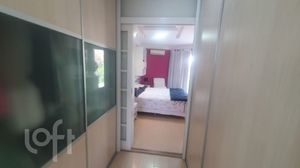 Image 9 - 886134