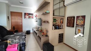 Image 10 - 886137