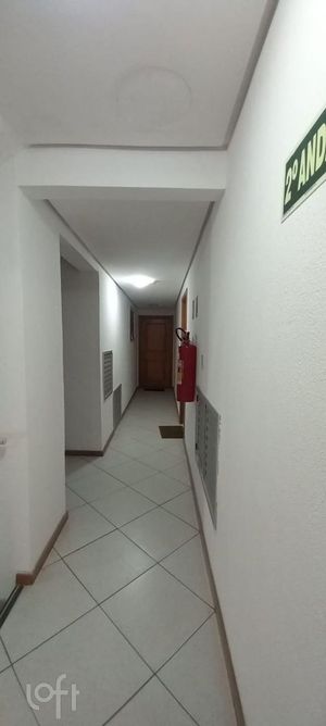 Image 17 - 886150