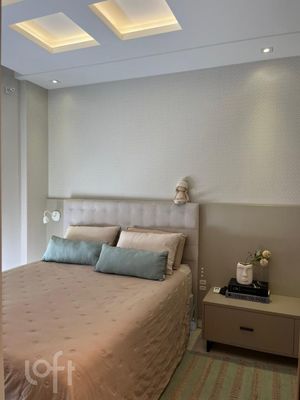 Image 9 - 886155