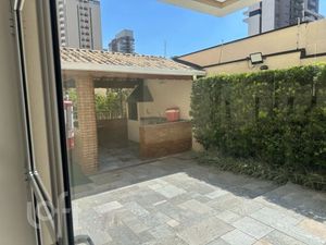 Image 3 - 886157
