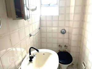 Image 7 - 886165