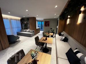 Image 13 - 886177