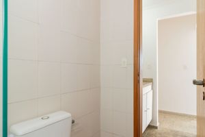 Image 26 - 886181