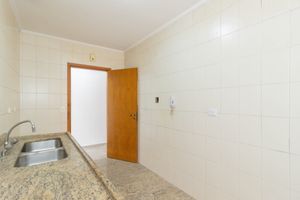Image 31 - 886181