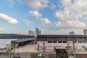 Image 5 - 886185