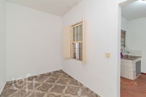 Image 37 - 886188