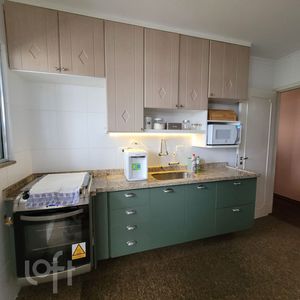 Image 16 - 886191