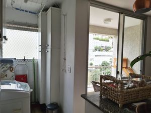 Image 6 - 886192