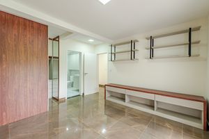 Image 33 - 886199