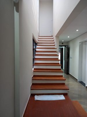 Image 4 - 886199