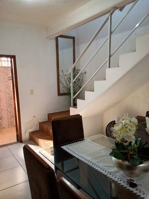 Image 5 - 886202